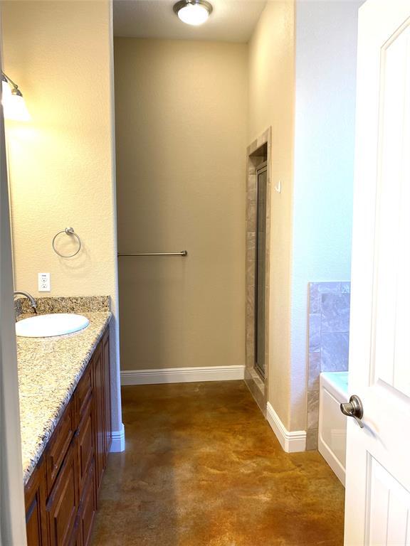 Building Photo - 132 Akaloa Dr