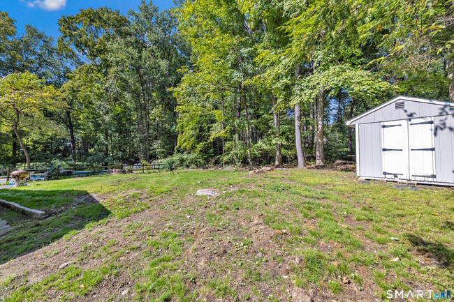 Building Photo - 48 Crestwood Rd