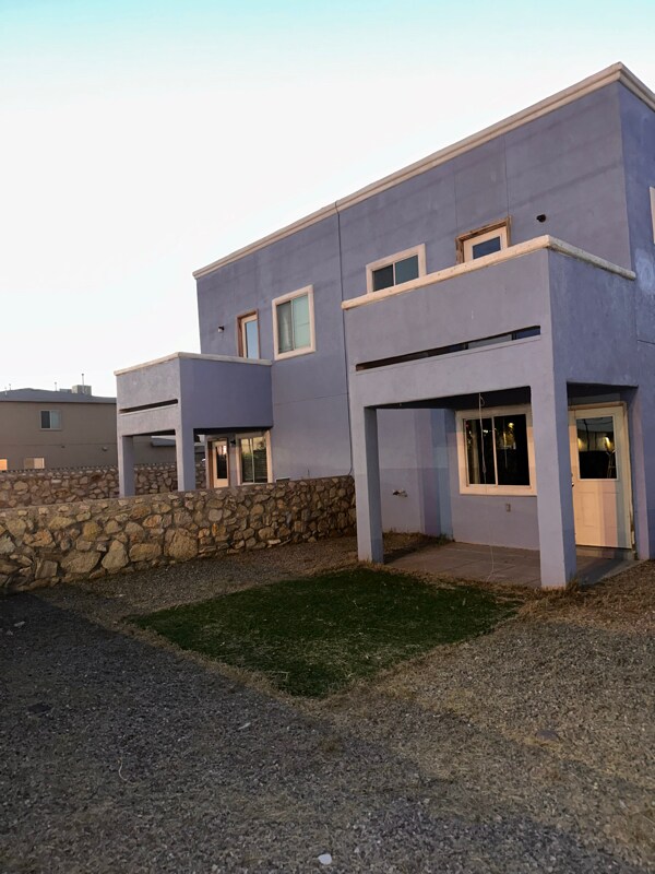 Building Photo - 5912 Cielo Del Rey Pl