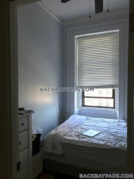 Building Photo - 113 Beacon St