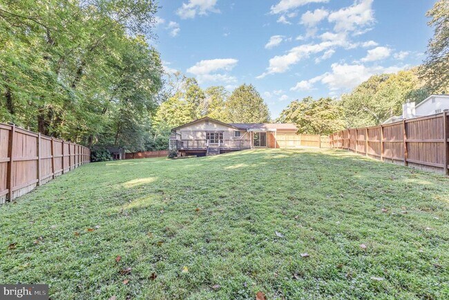 Building Photo - 8411 Derby Ct