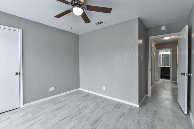 Building Photo - Stunning 4-Bedroom Home in Temple, TX