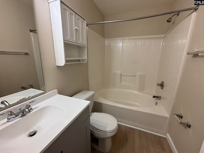 Building Photo - 107 Chapelwood Dr