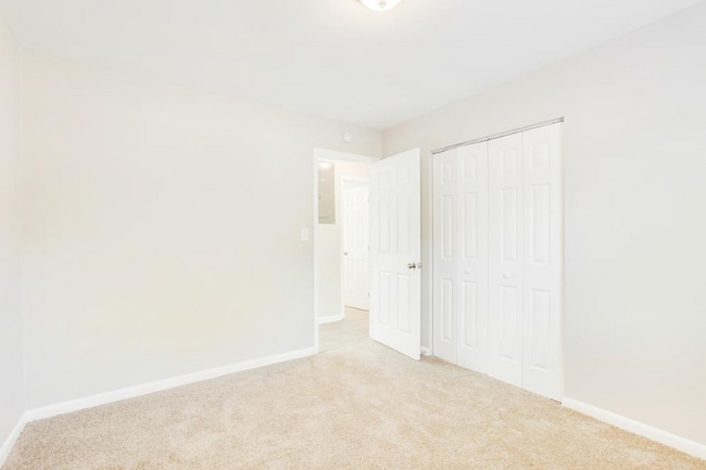 Building Photo - 2755 Collier Dr NW