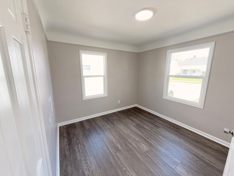 Building Photo - 22079 Rausch Ave