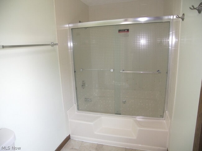 Building Photo - 32156 S Roundhead Dr