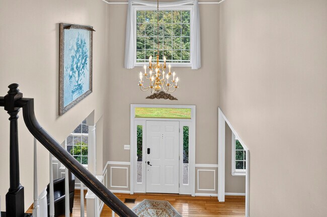 Building Photo - 4512 Rutherford Way