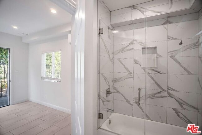 Building Photo - 1844 18th St