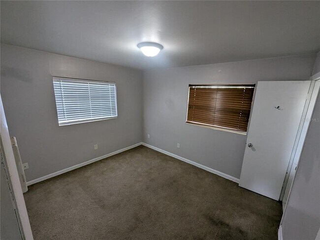 Building Photo - 1714 NW 38th St