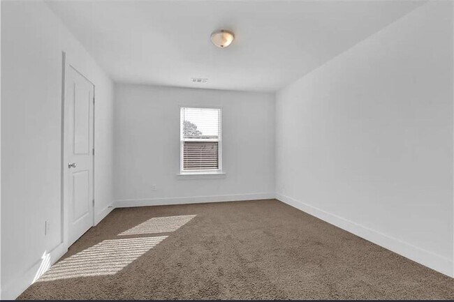 Building Photo - 76 Auburn Run Ln