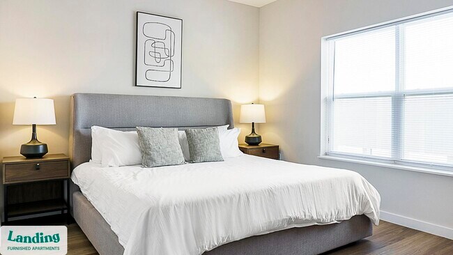 Building Photo - 9906 Runway Dr