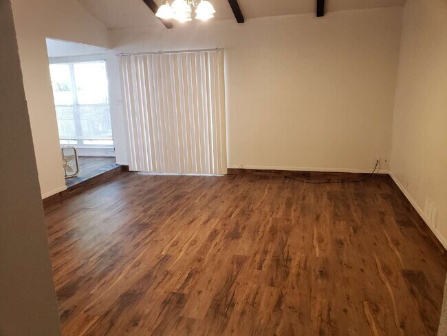 Building Photo - 5239 Woodbrook-