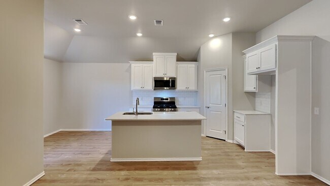 Building Photo - 9109 NW 127th St
