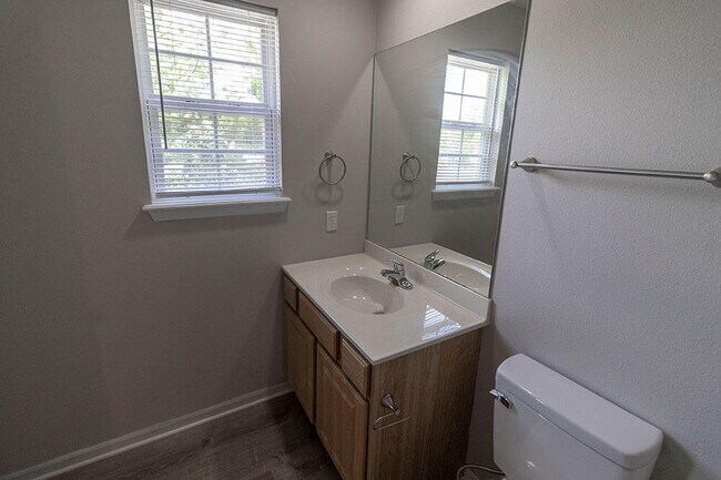 Building Photo - 1643 Citadel Dr