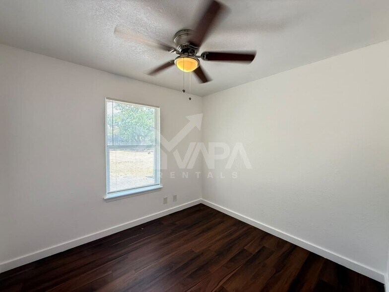 Building Photo - 5306 Boatman Rd