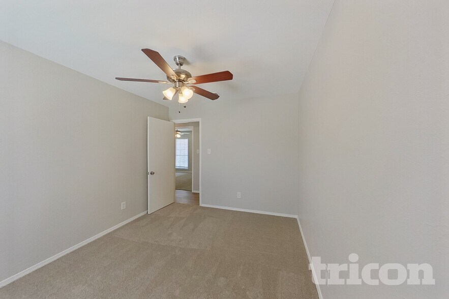 Building Photo - 3316 Forest Creek Dr
