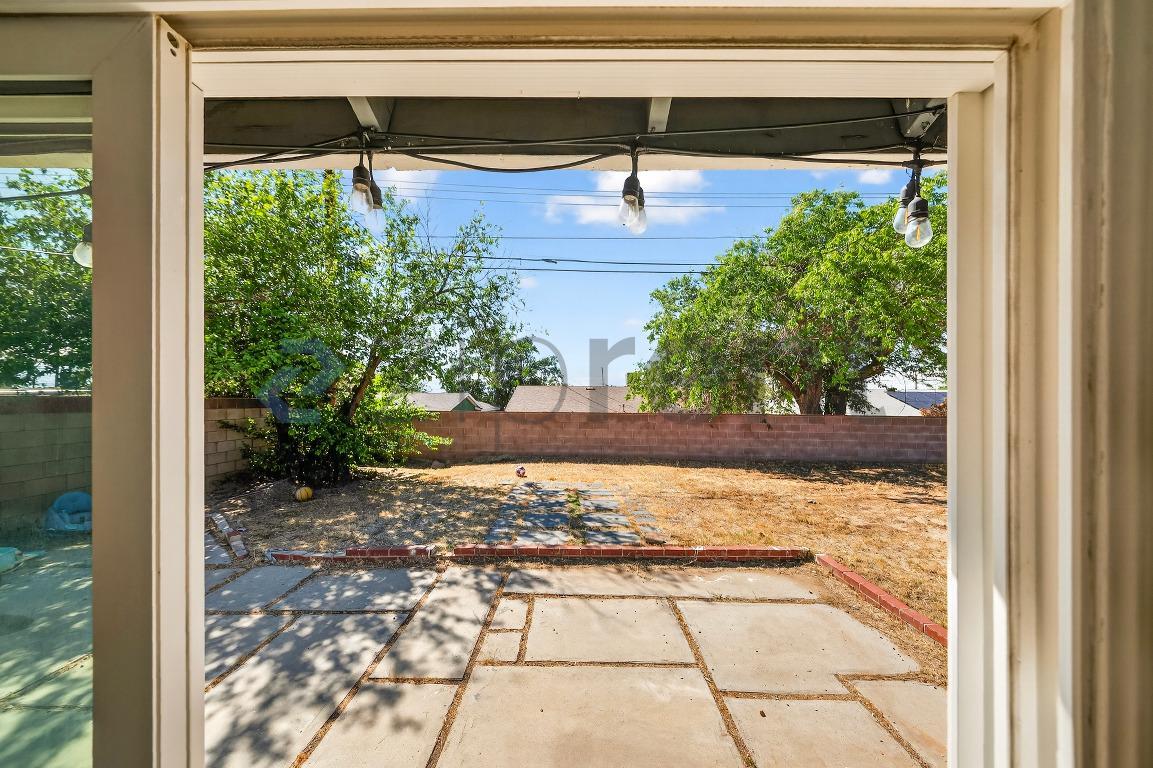 Building Photo - 45463 Foxton Ave