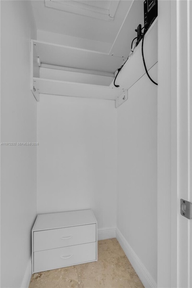 Building Photo - 6376 SW 20th St