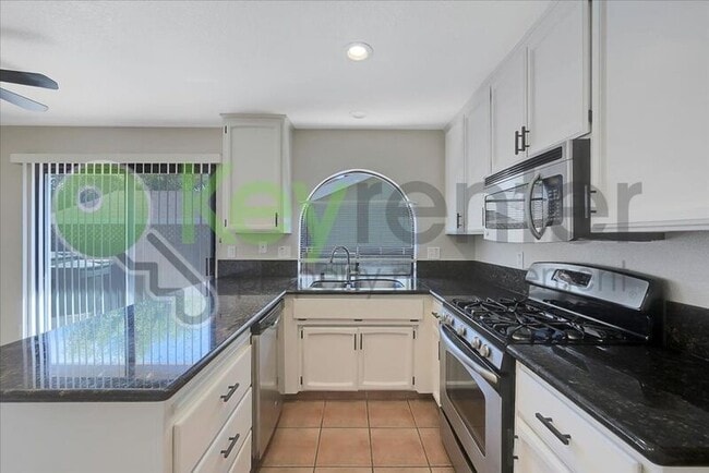 Building Photo - 3040 Danehurst Ct
