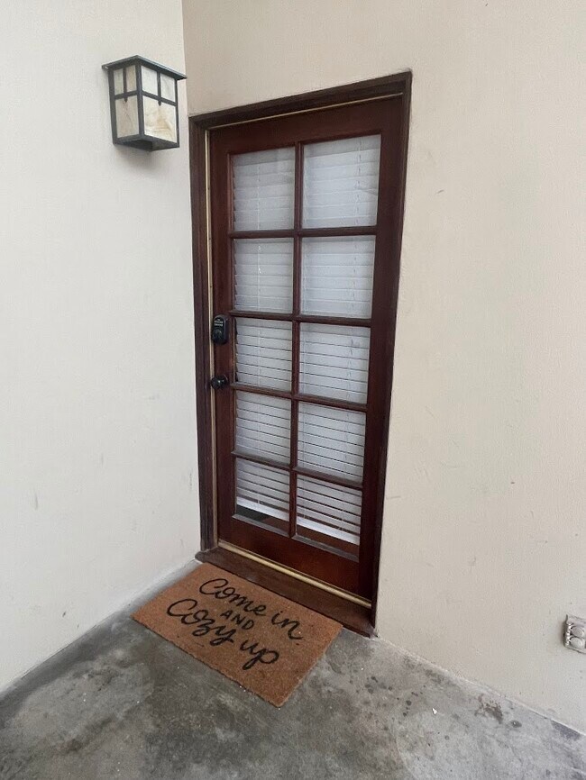 Front door - 408 17th St