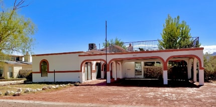 Building Photo - 5862 Oleaster Dr