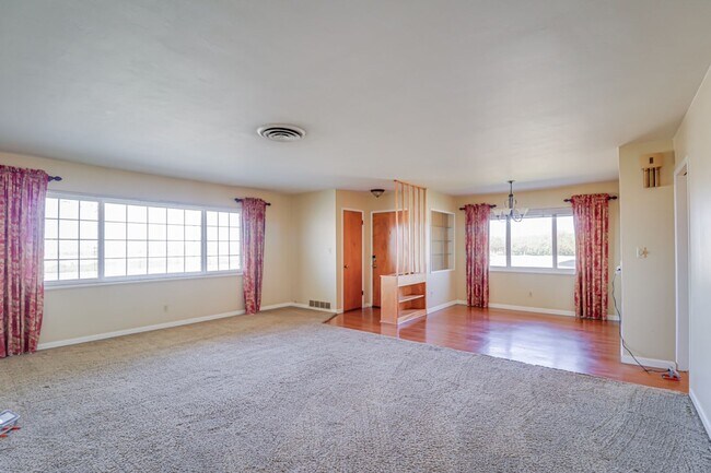 Building Photo - 22157 Brimhall Rd