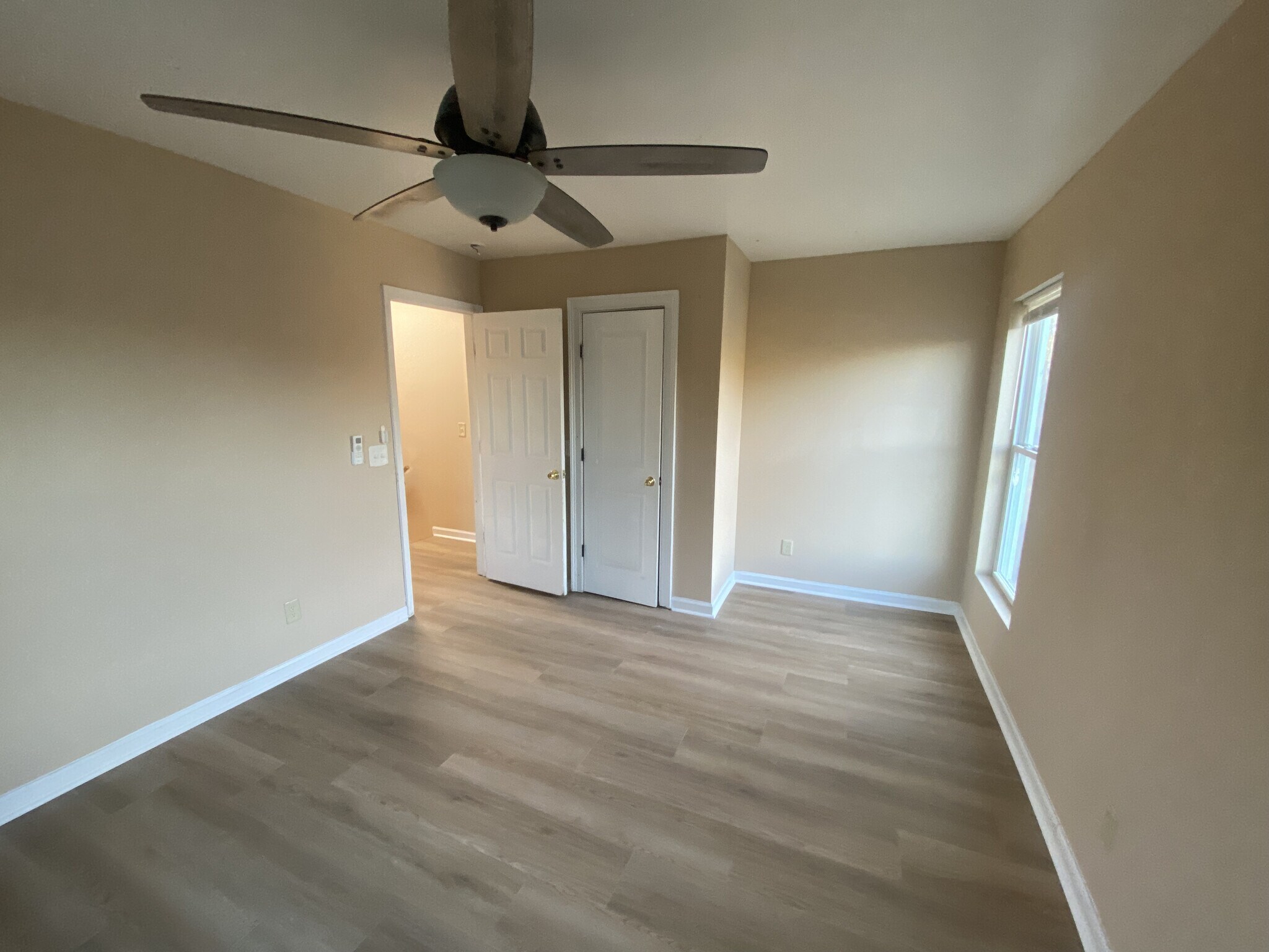 Building Photo - 266 moughon st