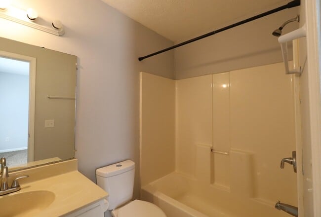 Building Photo - 209 Coburn Dr