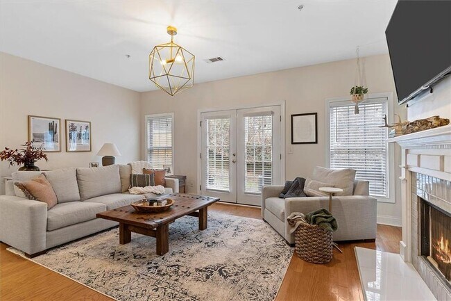 Building Photo - 1168 Stephens St