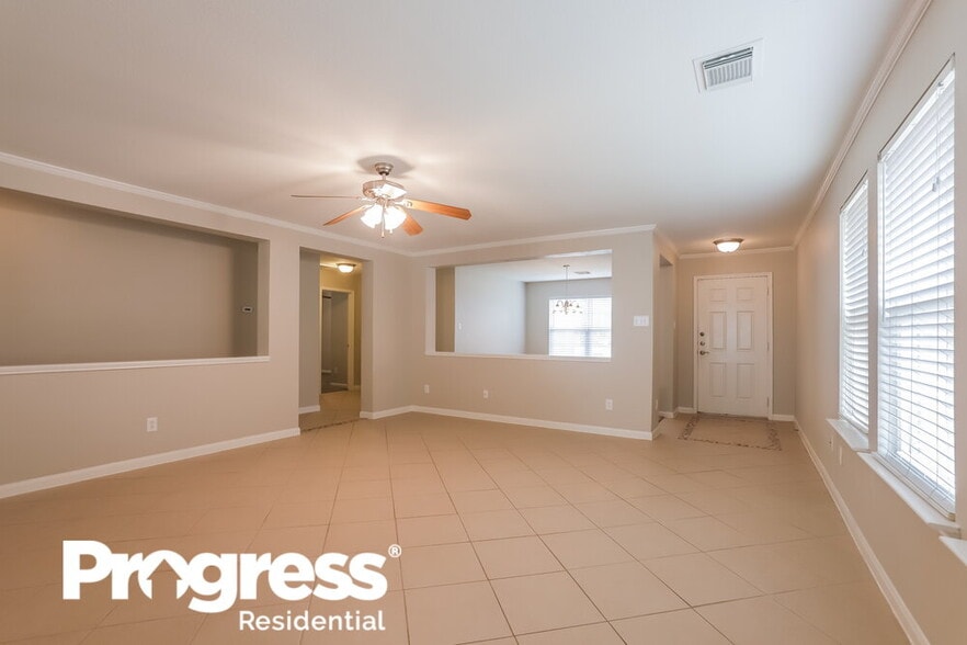 Building Photo - 18211 Hammondsport Ln