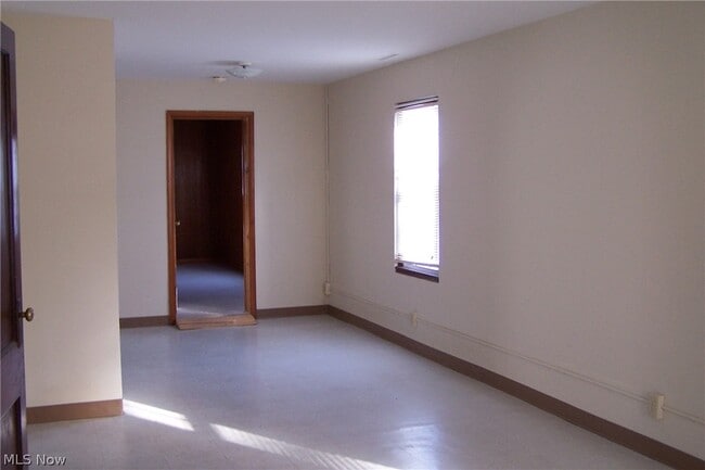 Building Photo - 15794 Grove St