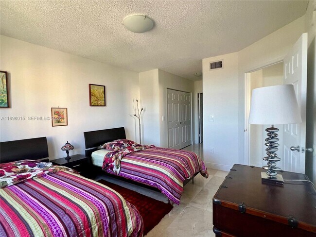 Building Photo - 651 Okeechobee Blvd