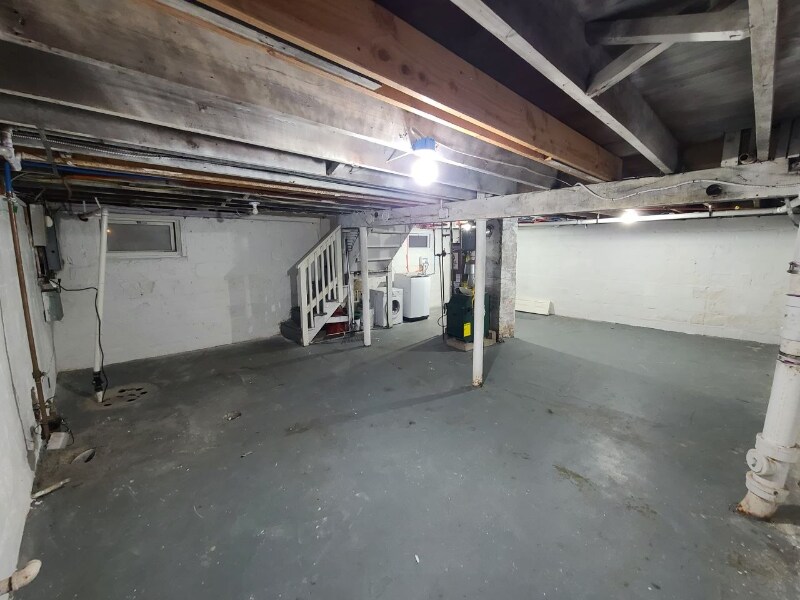 Building Photo - 1021 Harrison Ave