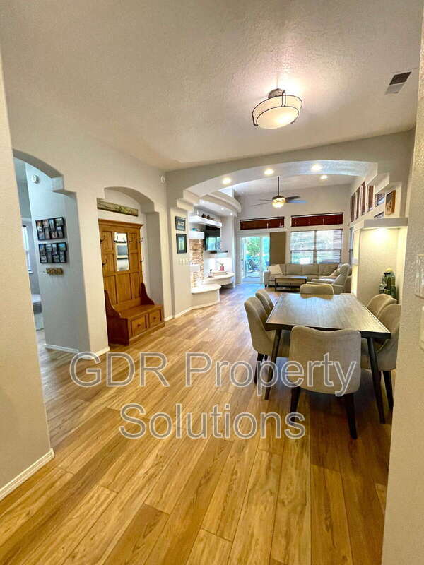 Building Photo - 13208 Pine Forest Pl NE