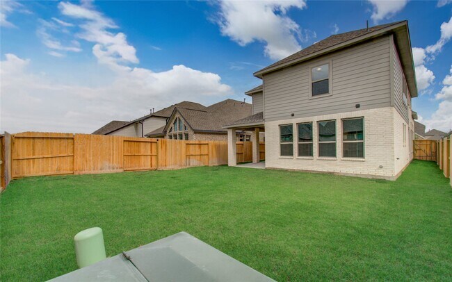 Building Photo - 10731 Aquila Star Dr