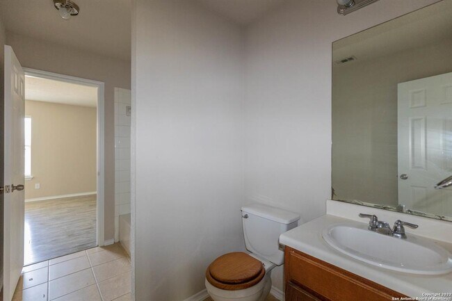 Building Photo - 2319 Salmon Creek