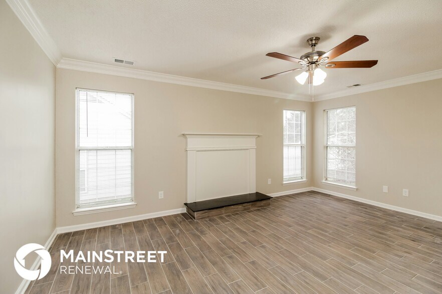 Building Photo - 1729 Sugar Hollow Dr