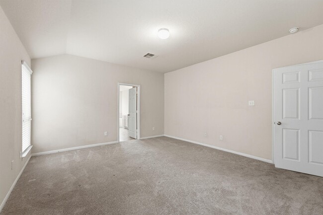 Building Photo - 5211 Cayenne Ln