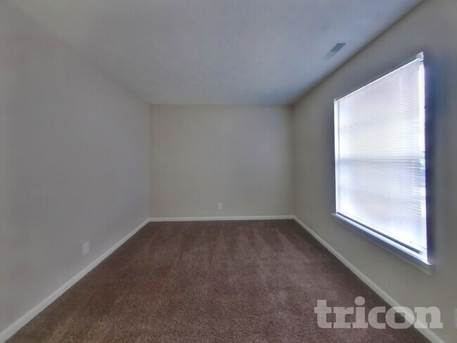 Building Photo - 1712 Beckenbauer Ln