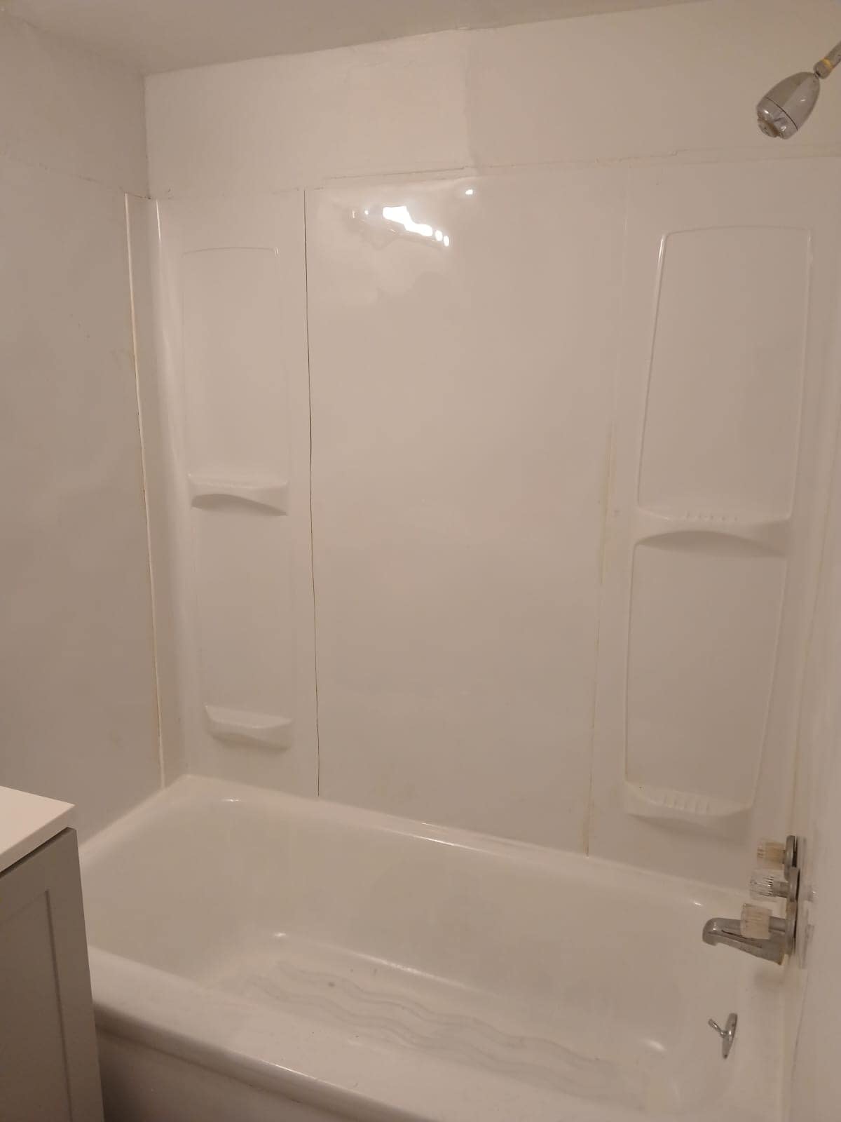 Building Photo - 1950 Nelawood Rd