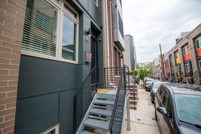 Building Photo - Modern & Efficient Point Breeze Townhome!
