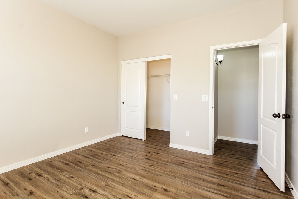 Building Photo - 16043 N 168th Ave