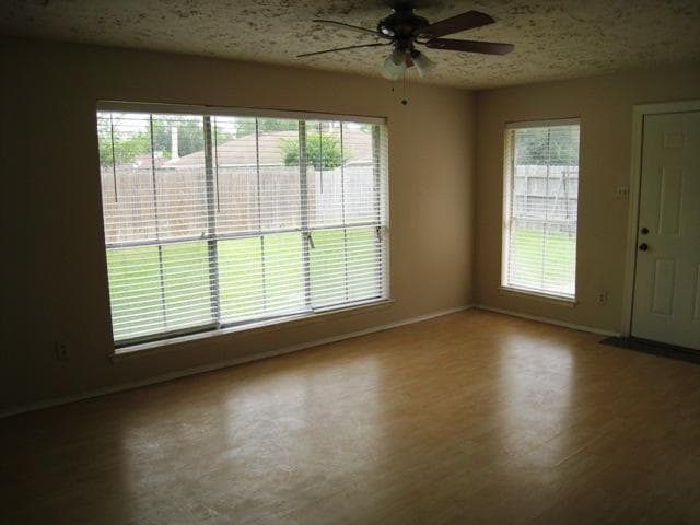 Building Photo - 327 Capehill Dr