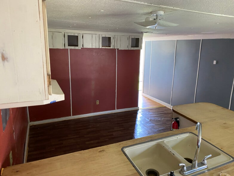 Building Photo - 1113 S Central Ave