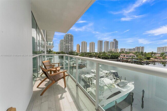 Building Photo - 400 Sunny Isles Blvd
