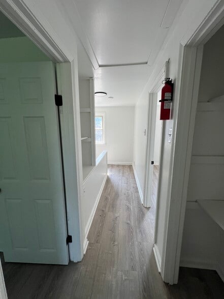 Building Photo - 2610 Price St