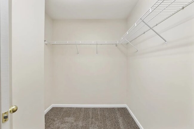 Building Photo - Well Appointed 4BR Home in Brentwood