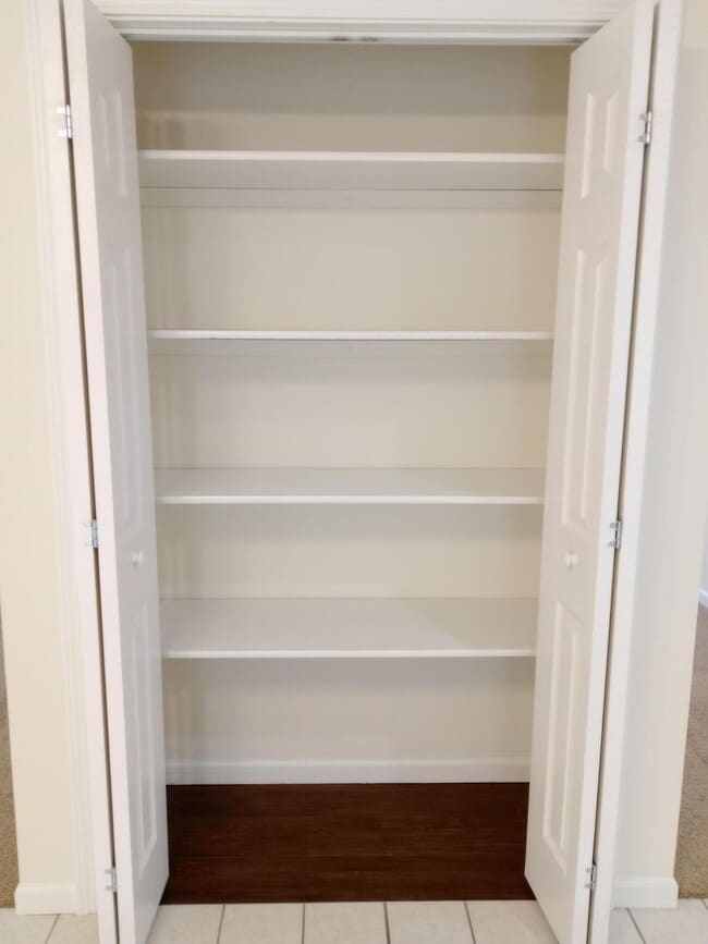 Building Photo - 702 Upland Creek Rd