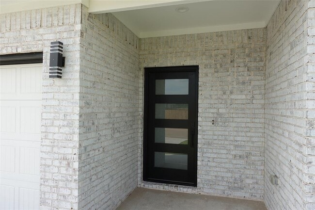 Building Photo - 9602 Champion Heavens Dr