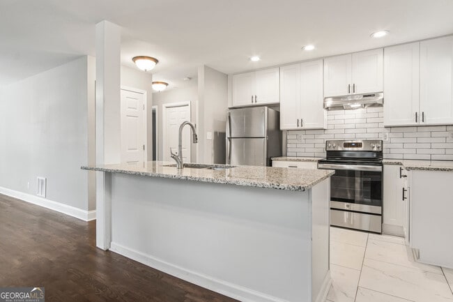 Building Photo - 1891 Stanton St